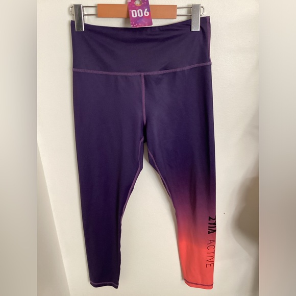 Zyia Active purple ombré Light n Tight size 6-8 - Picture 3 of 5